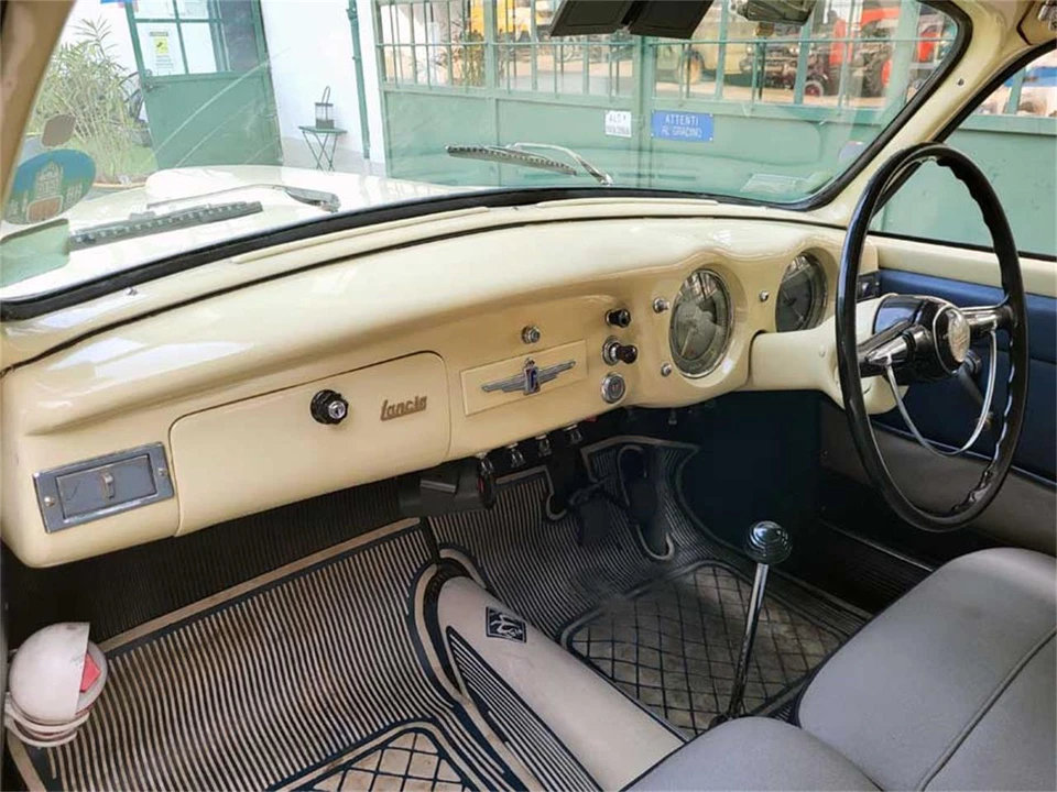 1954 Lancia Aurelia - Image 31 of 31
