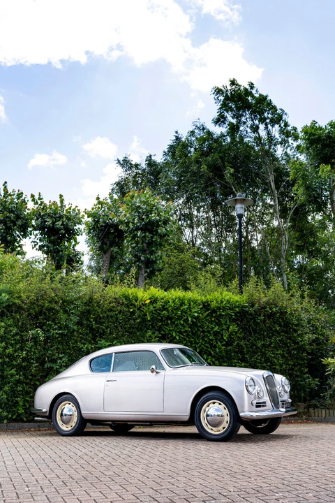 1954 Lancia Aurelia - Image 18 of 30
