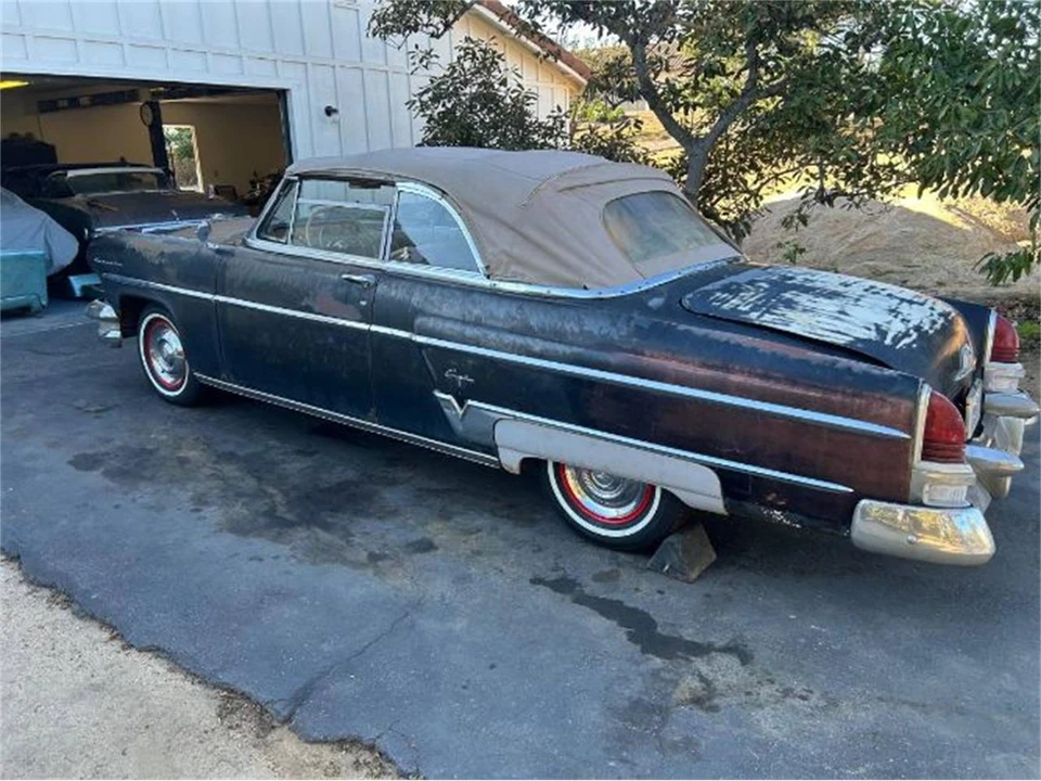 1954 Lincoln Capri - Image 20 of 21