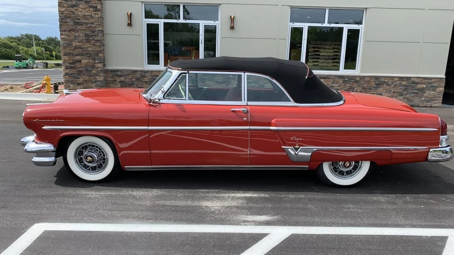 1954 Lincoln Capri - Image 2 of 20