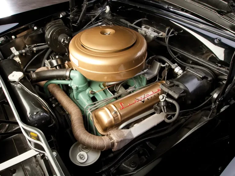 1954 Lincoln Capri - Image 4 of 25