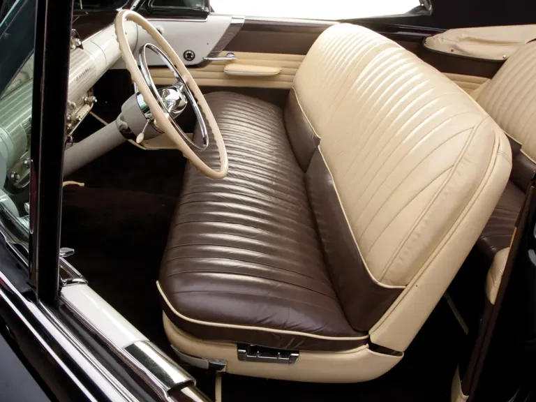 1954 Lincoln Capri - Image 14 of 25