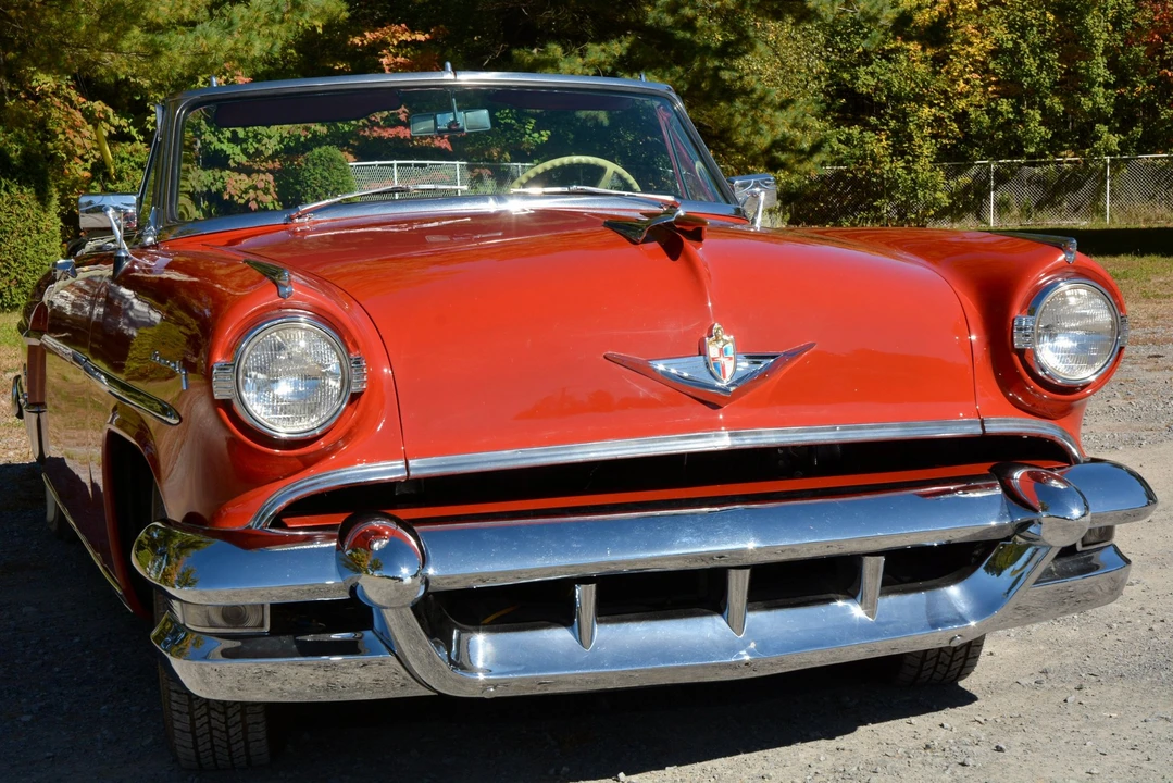 1954 Lincoln Capri - Image 11 of 18