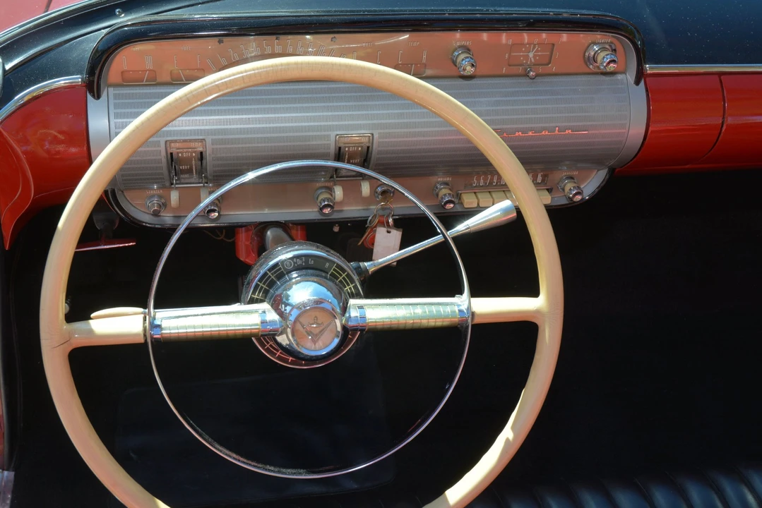 1954 Lincoln Capri - Image 8 of 18