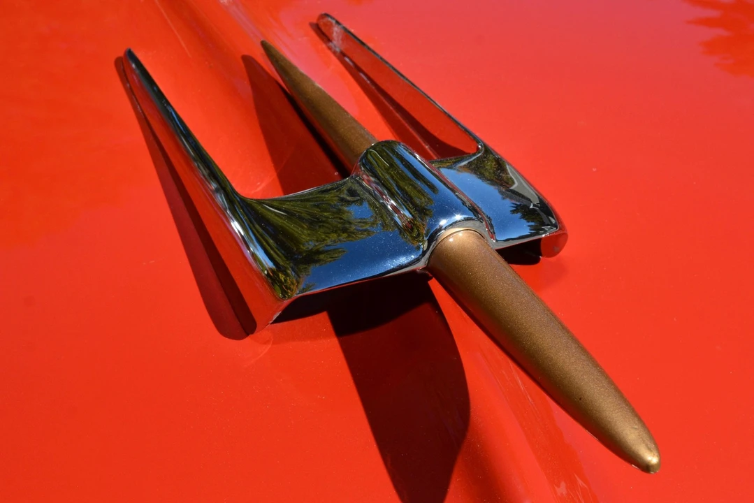 1954 Lincoln Capri - Image 2 of 18