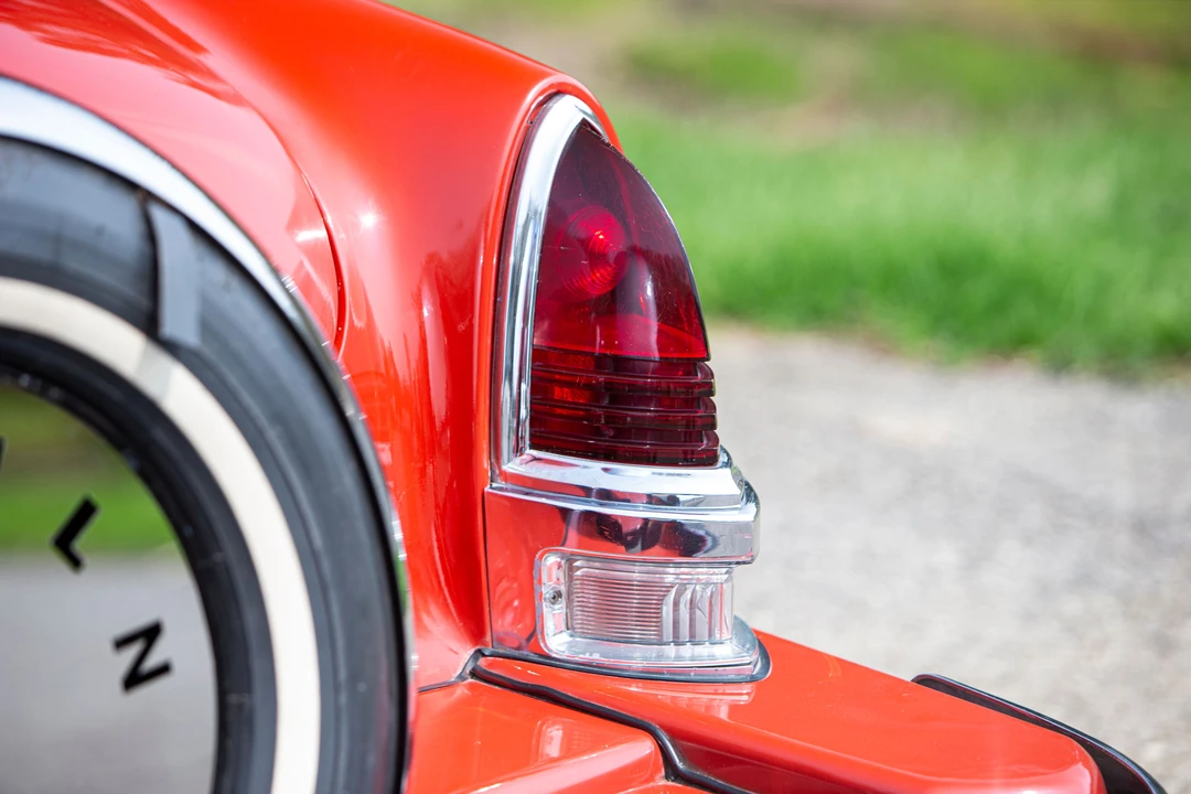 1954 Lincoln Capri - Image 16 of 31