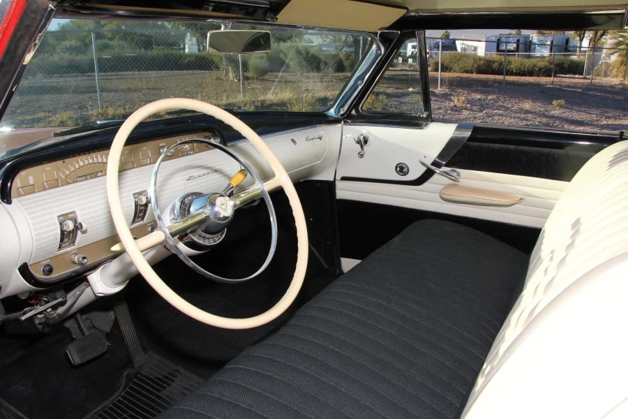 1954 Lincoln Capri - Image 4 of 12