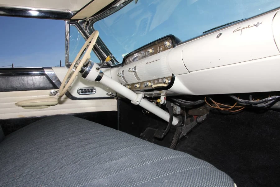 1954 Lincoln Capri - Image 5 of 12