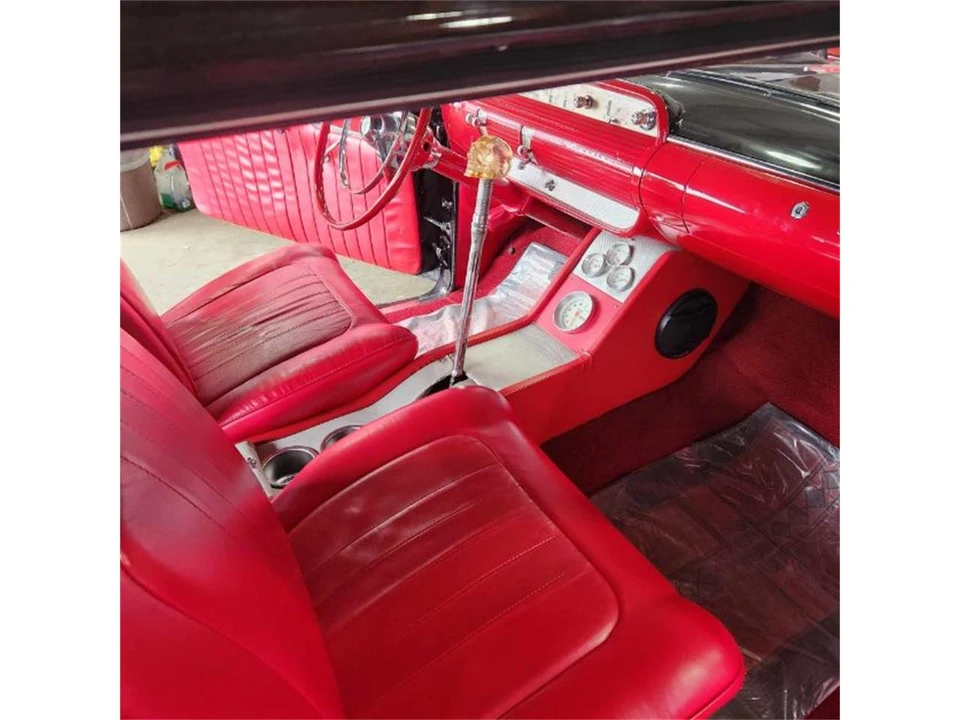 1954 Lincoln Capri - Image 7 of 16