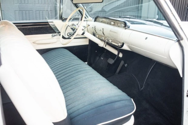 1954 Lincoln Capri - Image 4 of 7