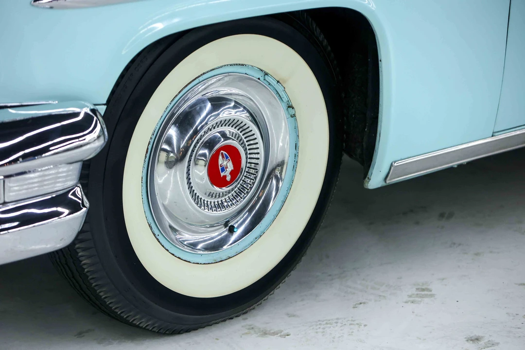 1954 Lincoln Capri - Image 24 of 31