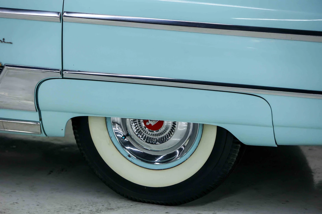 1954 Lincoln Capri - Image 17 of 31
