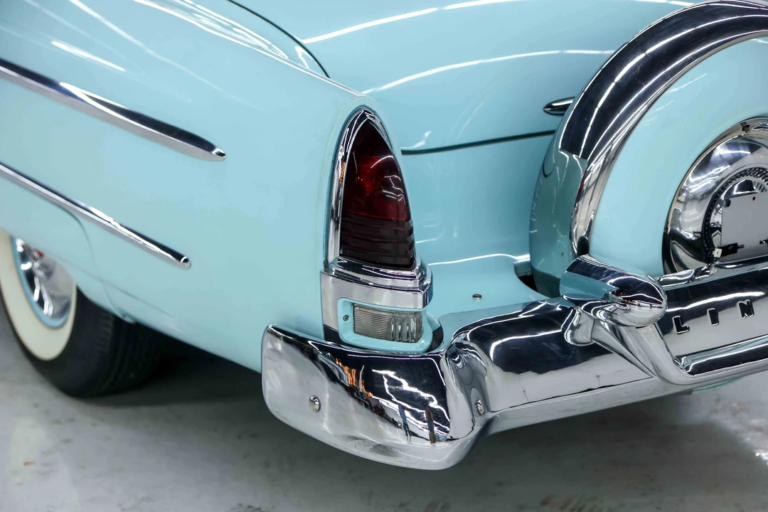 1954 Lincoln Capri - Image 11 of 31