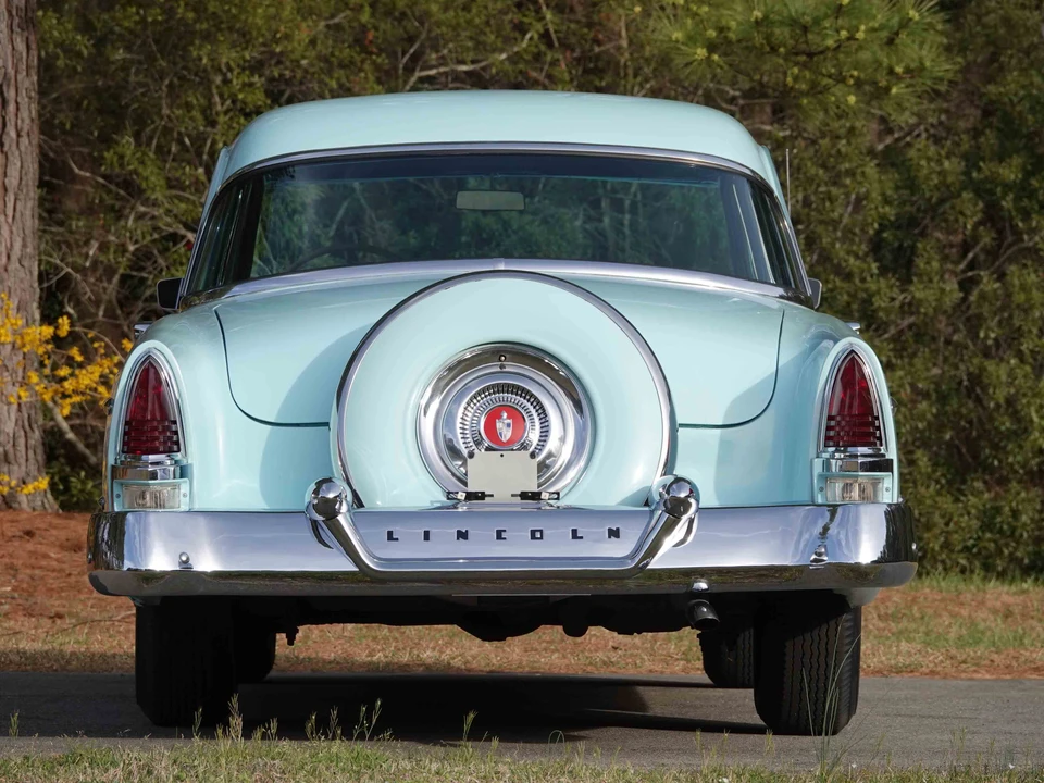 1954 Lincoln Capri - Image 13 of 31