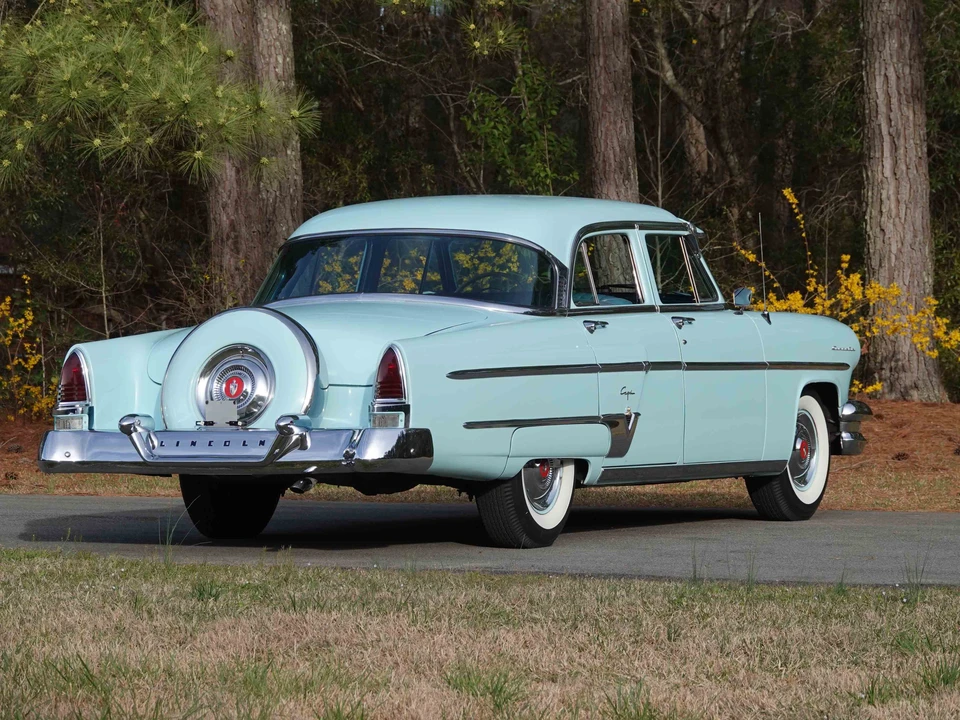 1954 Lincoln Capri - Image 10 of 31