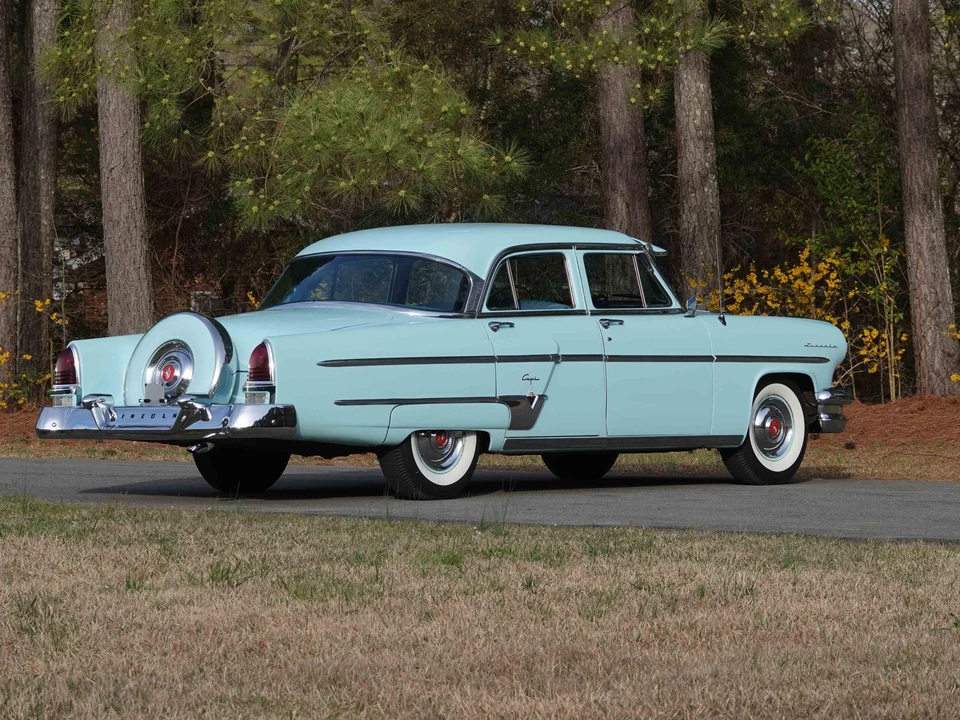 1954 Lincoln Capri - Image 11 of 31