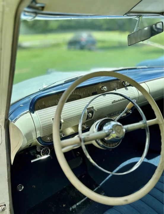 1954 Lincoln Capri - Image 6 of 7