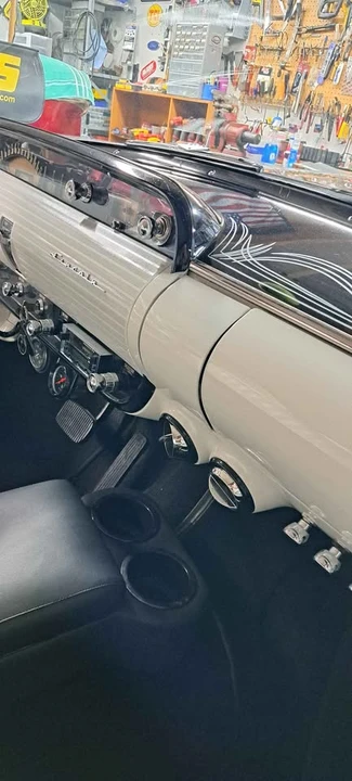 1954 Lincoln Continental - Image 7 of 11