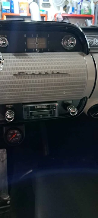1954 Lincoln Continental - Image 5 of 11