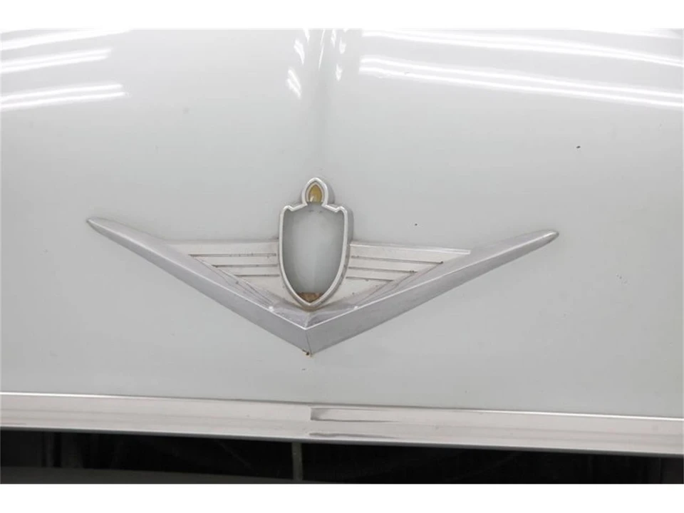 1954 Lincoln Cosmopolitan - Image 15 of 31