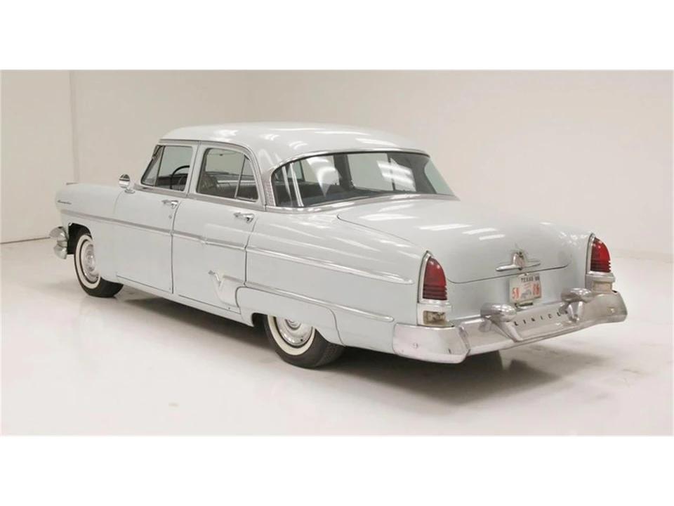 1954 Lincoln Cosmopolitan - Image 3 of 31