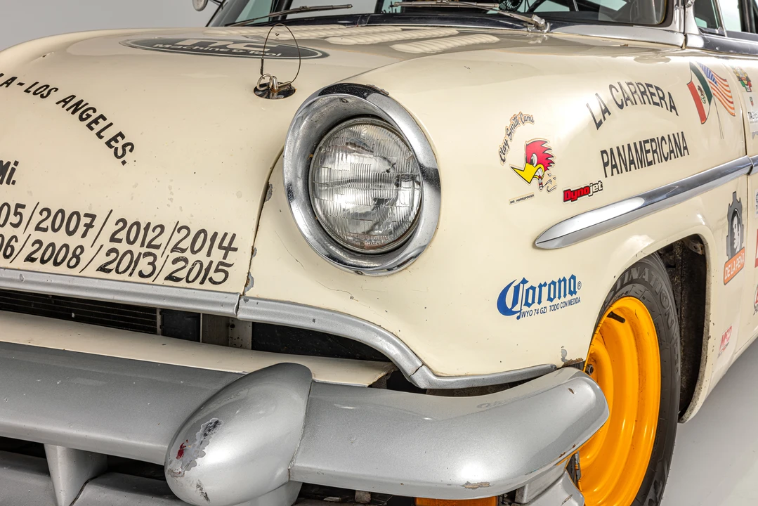 1954 Lincoln Cosmopolitan - Image 10 of 25