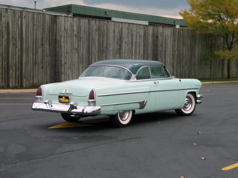 1954 Lincoln Cosmopolitan - Image 2 of 10