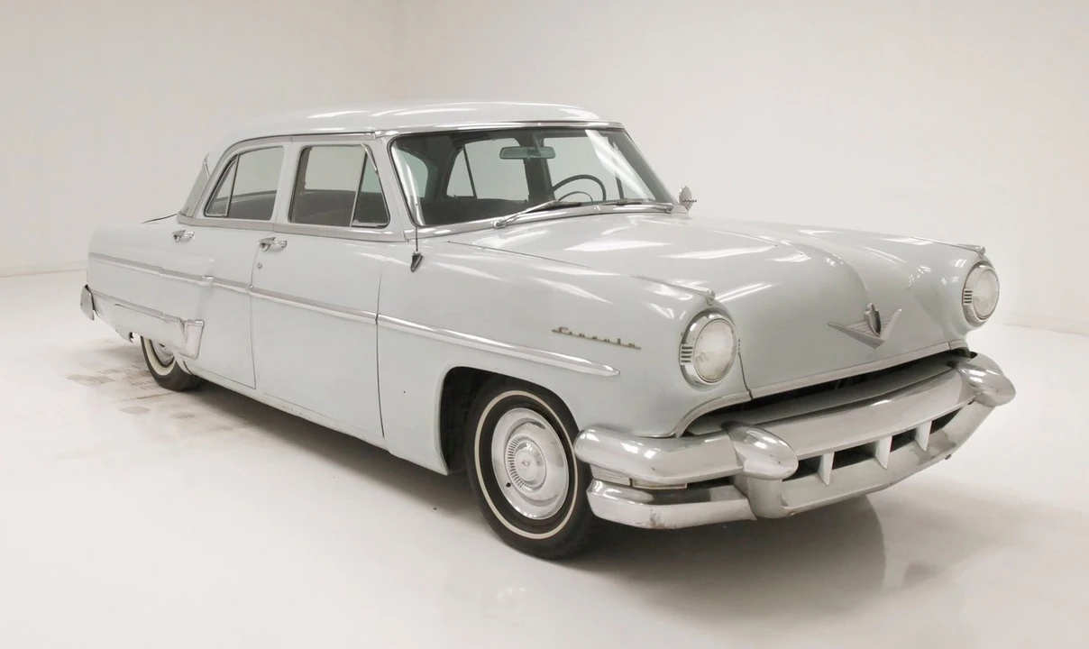 1954 Lincoln Cosmopolitan - Image 6 of 31