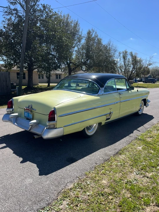 1954 Lincoln Cosmopolitan - Image 2 of 21
