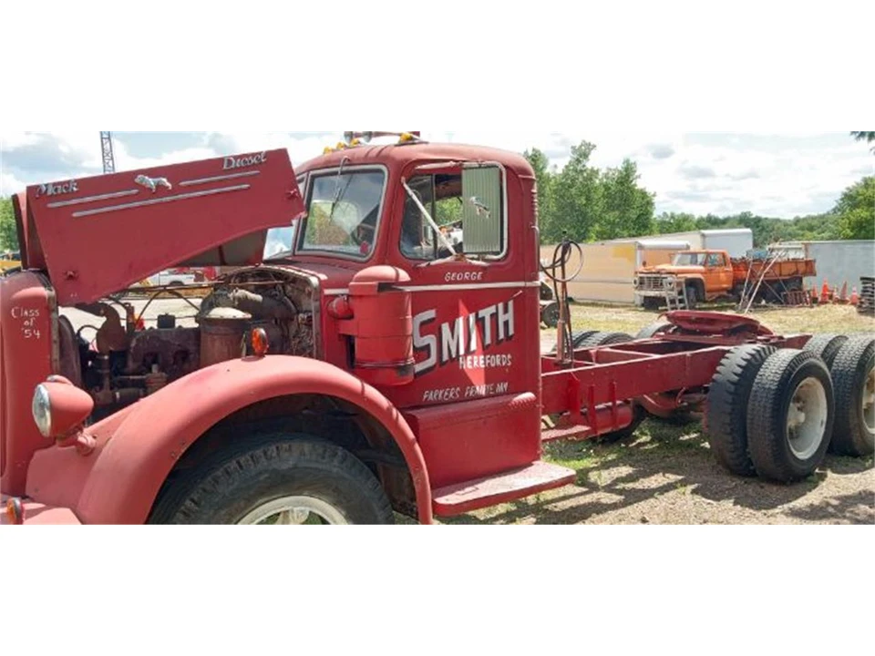 1954 Mack - Image 3 of 11