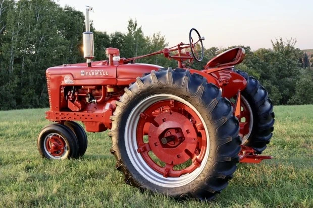 1954 McCormick - Image 2 of 8