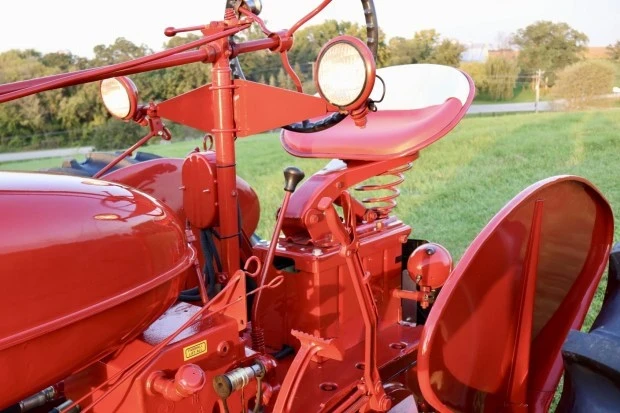 1954 McCormick - Image 4 of 8