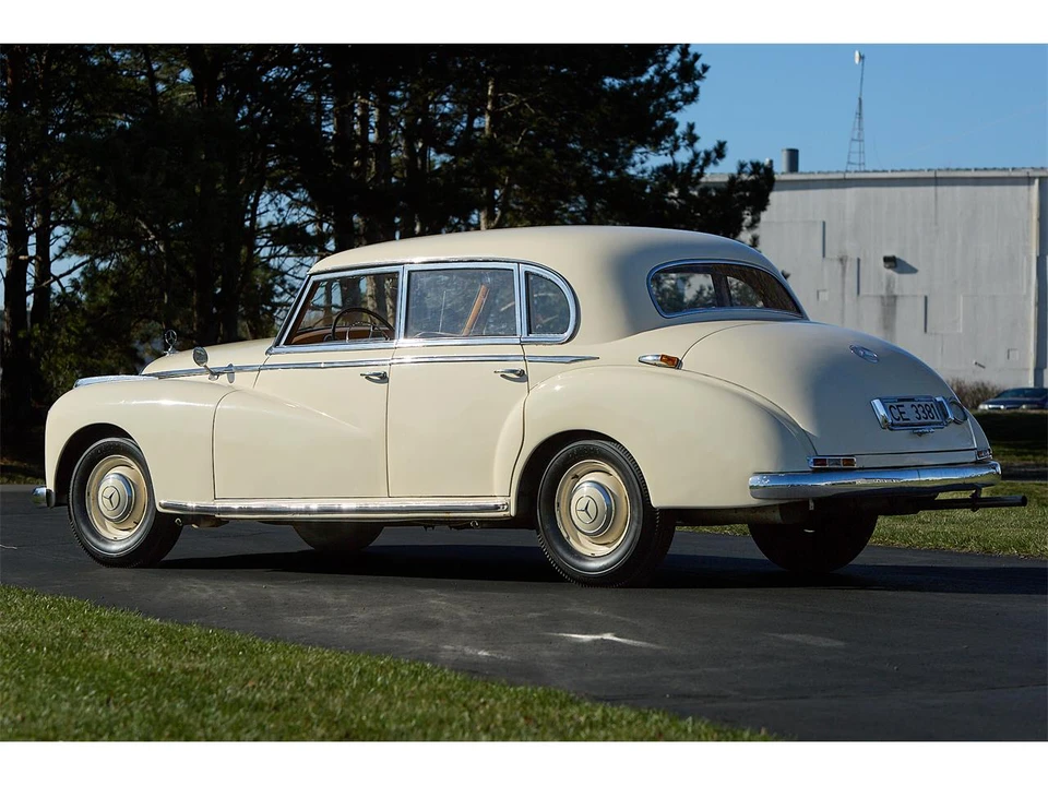 1954 Mercedes-Benz W186 & W189 Adenauer - Image 22 of 31