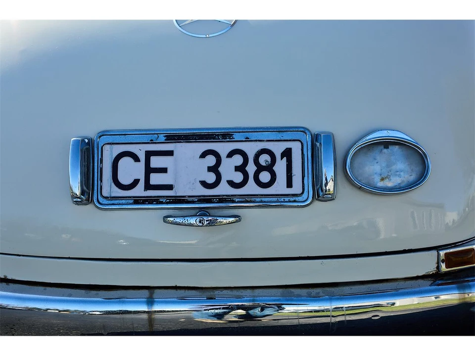 1954 Mercedes-Benz W186 & W189 Adenauer - Image 28 of 31