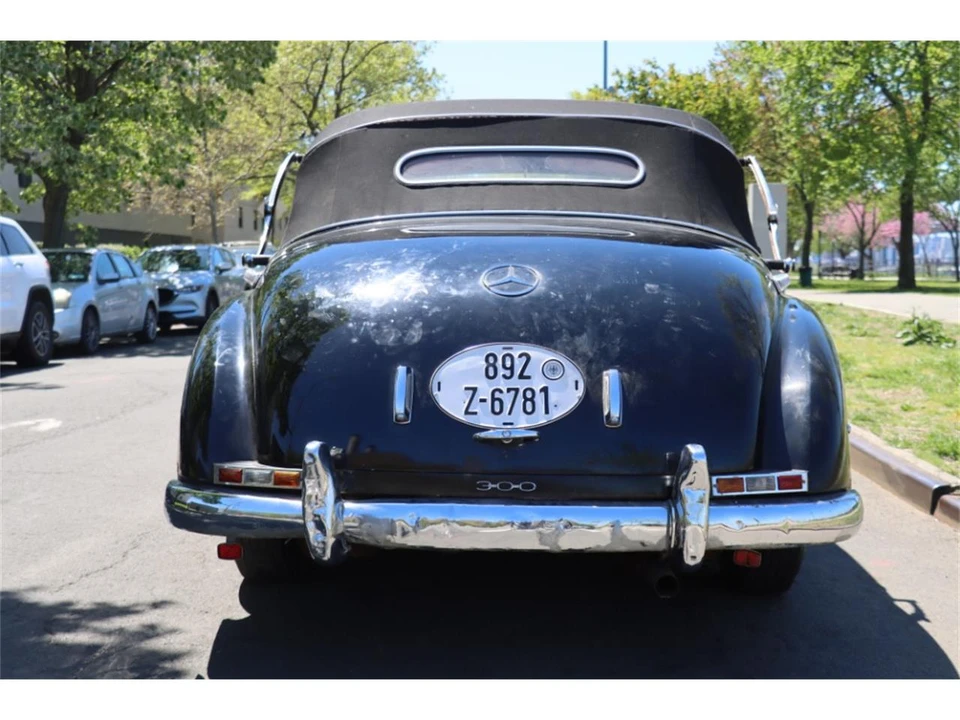 1954 Mercedes-Benz W186 & W189 Adenauer - Image 5 of 8