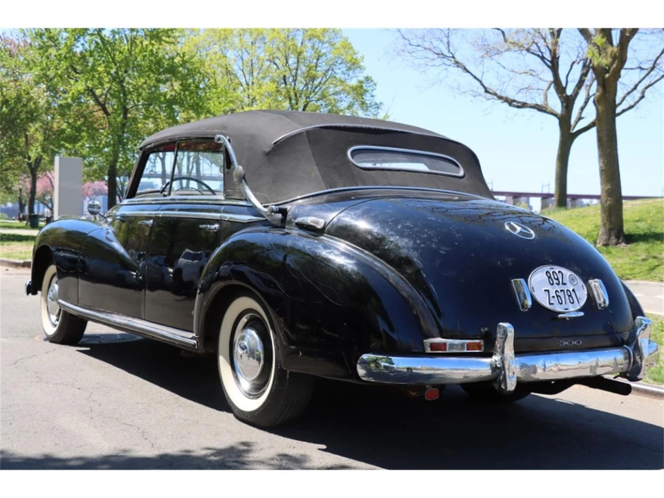 1954 Mercedes-Benz W186 & W189 Adenauer - Image 6 of 8