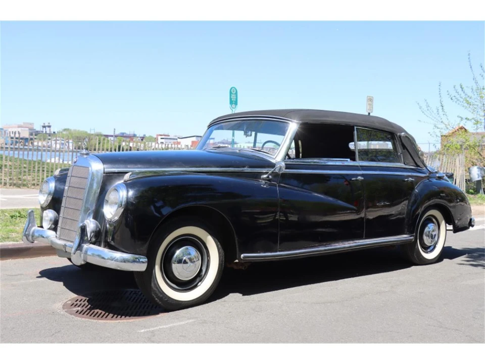 1954 Mercedes-Benz W186 & W189 Adenauer - Image 2 of 8