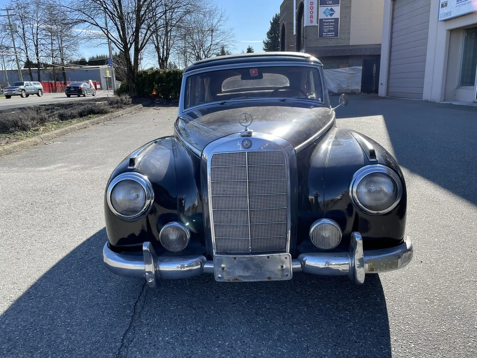 1954 Mercedes-Benz W186 & W189 Adenauer - Image 15 of 31