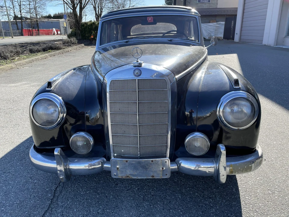 1954 Mercedes-Benz W186 & W189 Adenauer - Image 17 of 31