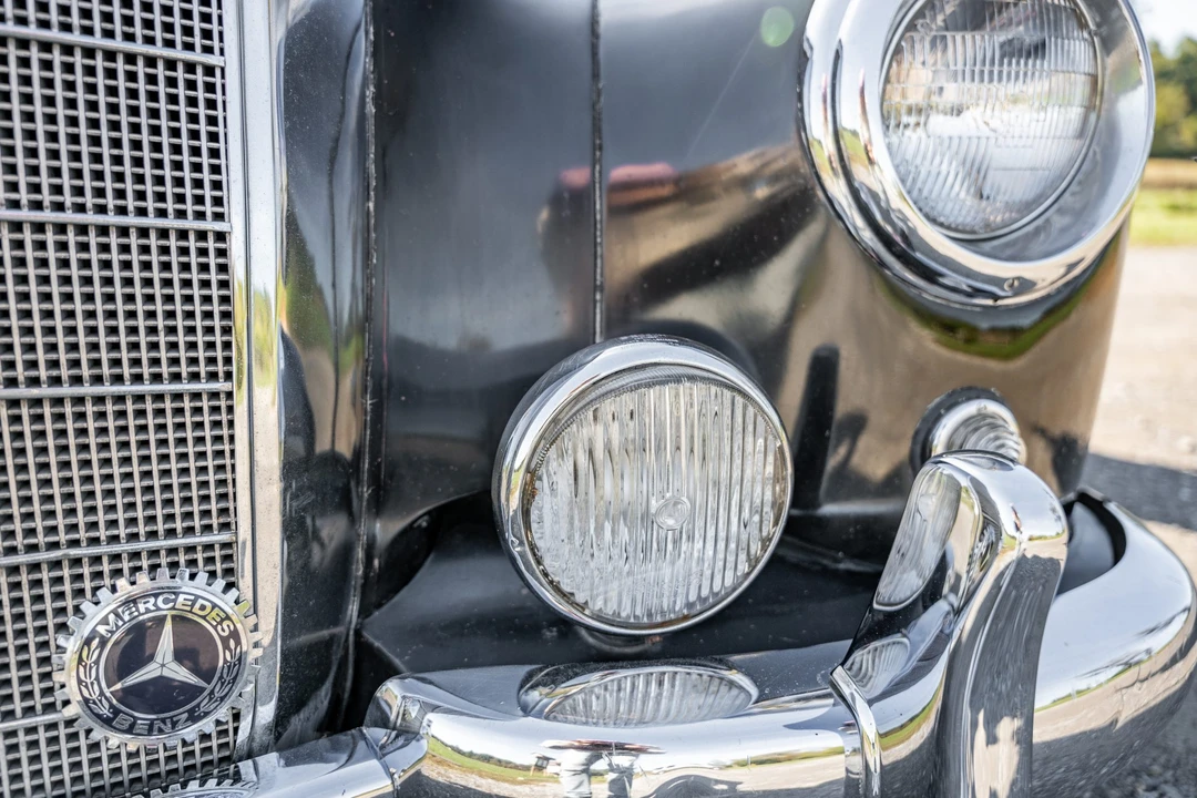 1954 Mercedes-Benz W186 & W189 Adenauer - Image 19 of 31