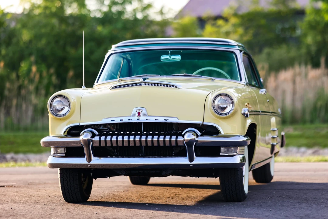 1954 Mercury Monterey - Image 2 of 31