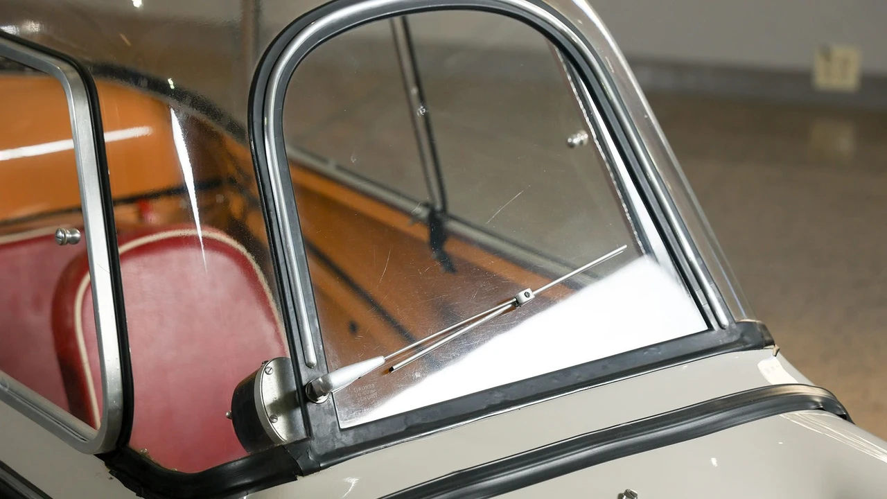 1954 Messerschmitt - Image 10 of 31