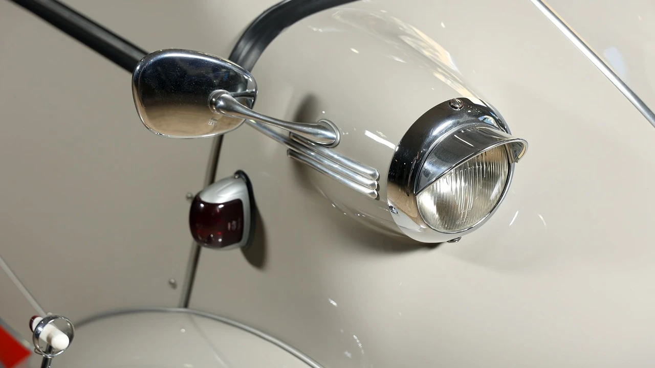 1954 Messerschmitt - Image 9 of 31