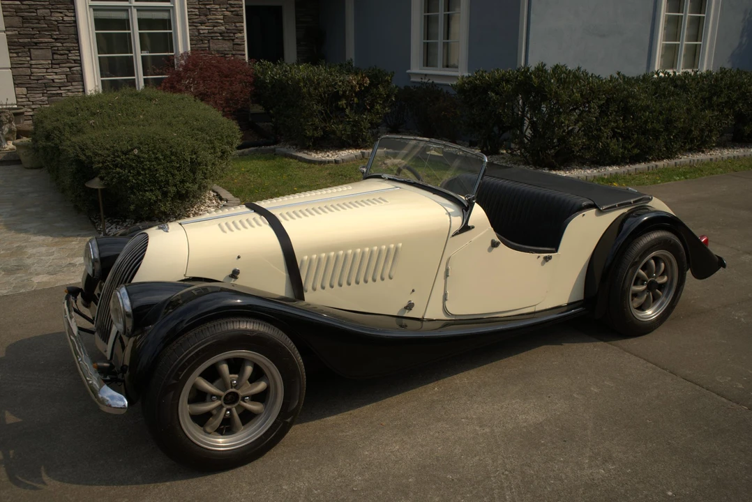 1954 Morgan Plus 4 - Image 2 of 31