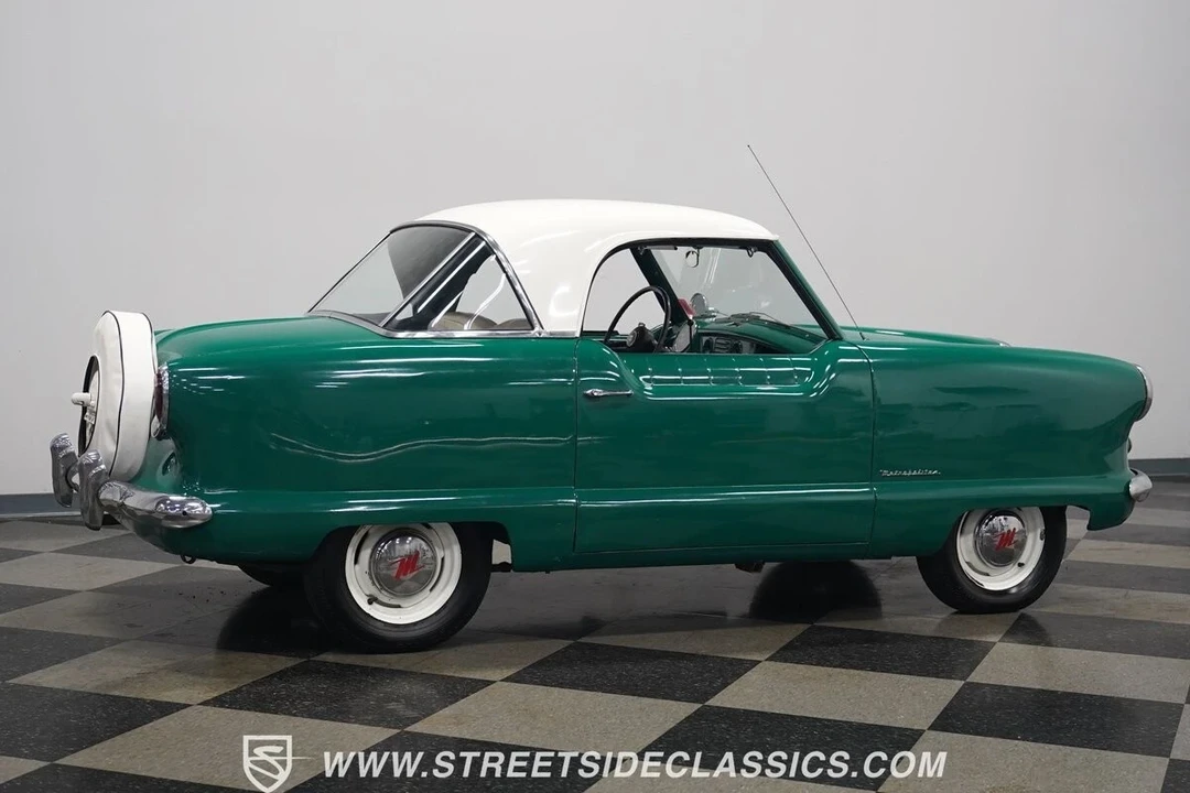 1954 Nash Metropolitan - Image 16 of 21