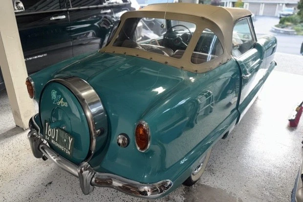 1954 Nash Metropolitan - Image 2 of 8