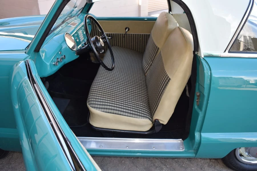 1954 Nash Metropolitan - Image 4 of 11