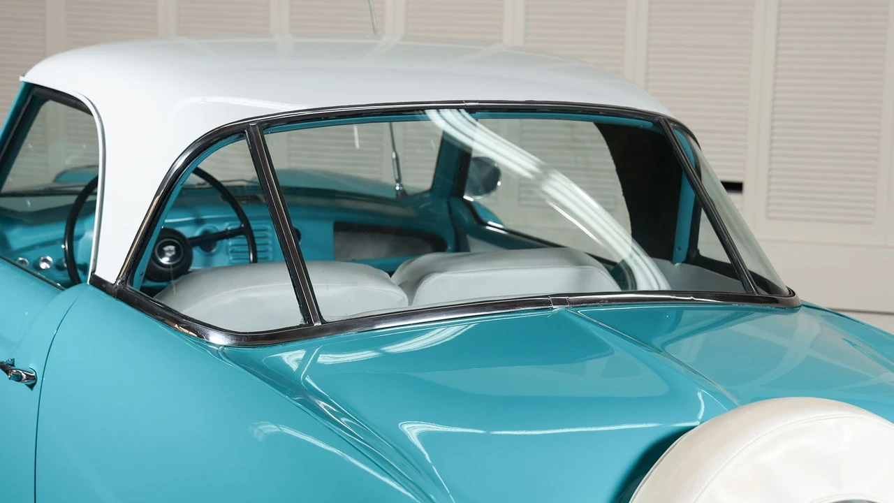1954 Nash Metropolitan - Image 20 of 31