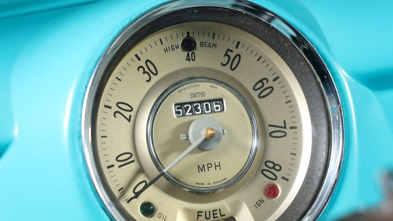 1954 Nash Metropolitan - Image 28 of 31