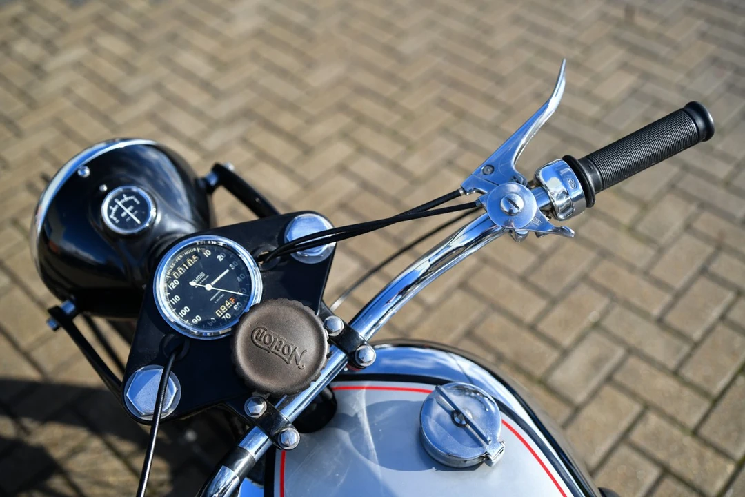 1954 Norton Dominator - Image 13 of 20